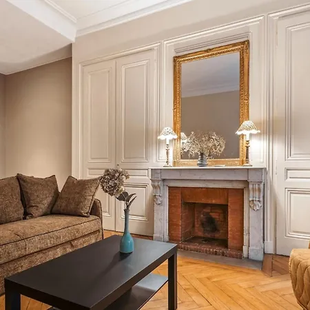 Apartamento Le Vendome - Elegance & Charm In The Heart Of Lyon's 6th Arrondissement *